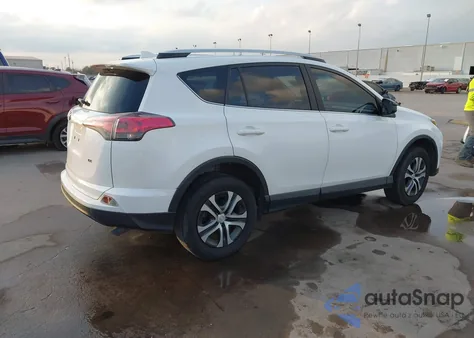2016 Toyota Rav4 Le z USA, uszkodzony, nr VIN JTMZFREV4GJ070507